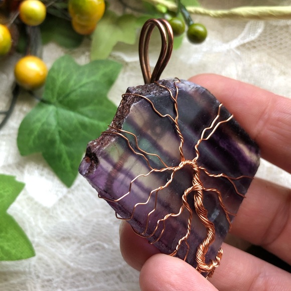 Statement Piece! Copper and Semiprecious Fluorite Slab Pendant with Tree of Life - Picture 4 of 4